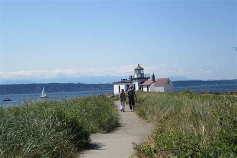 Discovery channel (known as the discovery channel from 1985 to 1995, and often referred to as simply discovery) is an american multinational pay television network and flagship channel owned by. Discovery Park - Parks | seattle.gov