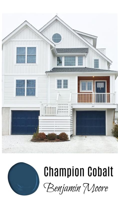 Most popular benjamin moore navy blue paint colors. New England Homes- Exterior Paint Color Ideas - Nesting ...