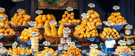 Maybe you would like to learn more about one of these? Julemarked-Krakow-Polen-Dag-Aasbo-Travel-dreamstimemaximum ...