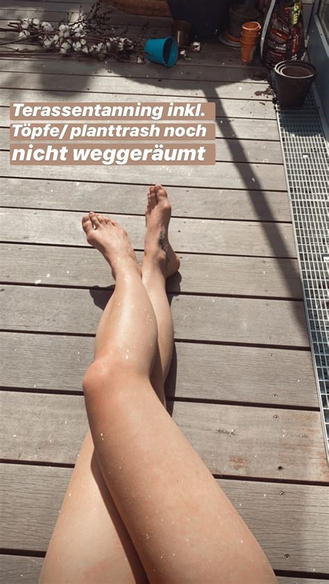 Lena Meyer Landruts Feet
