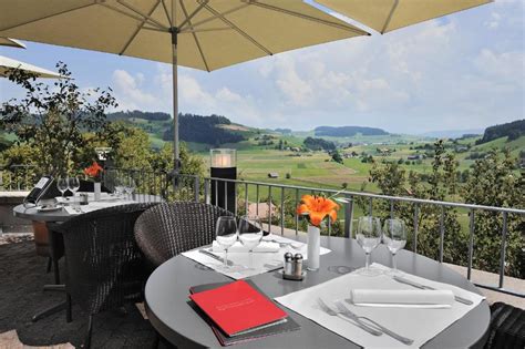 Vor etwas mehr als einem jahrzehnt gegründet, waren die ersten jahre doch ziemlich aufreibend, bis das neue kaffeehaus am ort etabliert war. Restaurant Hotel Rüttihubelbad (Schweiz Walkringen ...