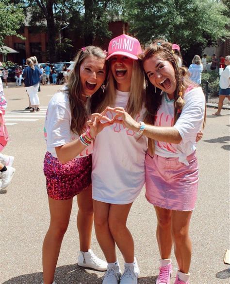 Go Greek Greek Life Sorority Outfits Bid Day Themes Phi Mu Gameday Outfit Friend Poses