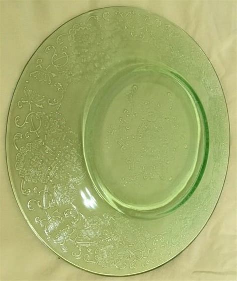 Hazel Atlas Florentine Poppy 2 10 Plate Green Depression Glass 1930 S