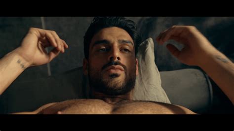 She is taking one last shot to save her relationship. 365 DNI: recensione del film erotico targato Netflix