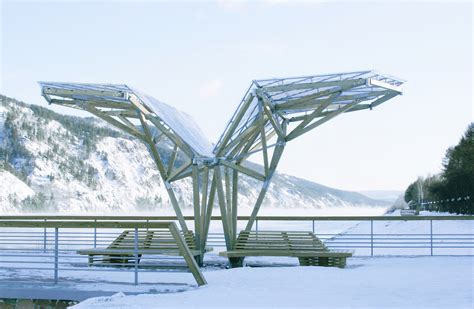 Viewing Platform with Canopy and Amphitheater / OOO 