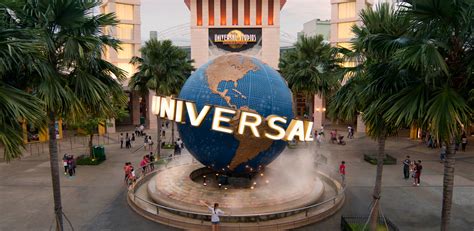 Explore both lands of the wizarding world of universal studios. Universal Studios Singapore - Resorts World Sentosa