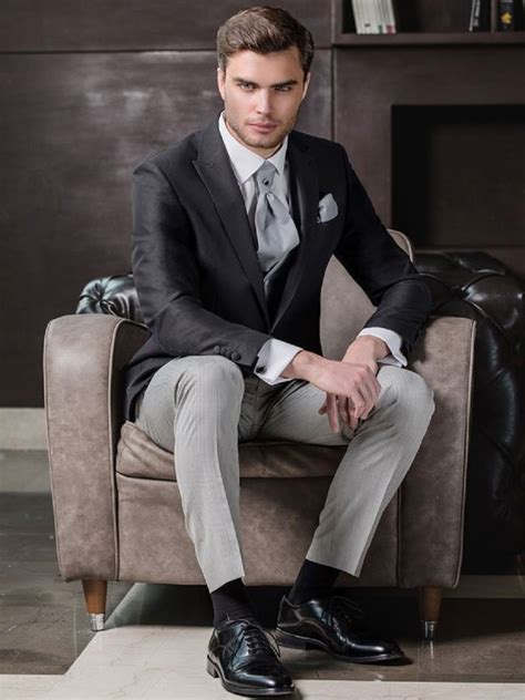 Scegli un pantalone, la giacca e le scarpe per l'occasione speciale. Abiti da testimone uomo: i nostri consigli | Musani Couture