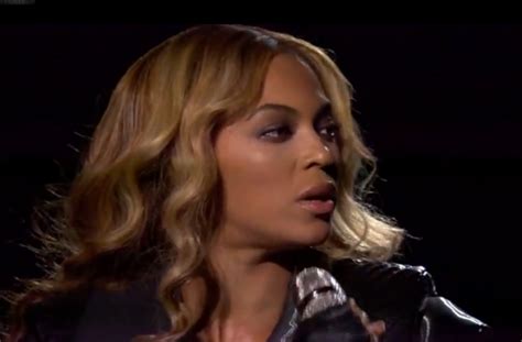 17 Insane Moments Of Beyoncé At The Super Bowl · The Daily Edge
