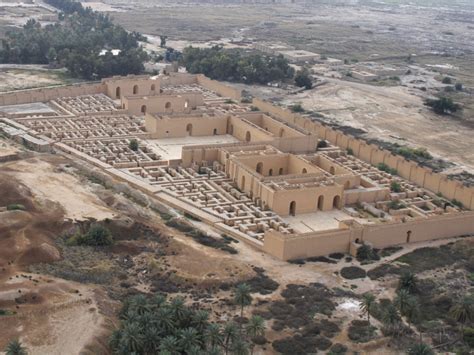 Here's what it's like to visit Babylon, the glorious ancient city that