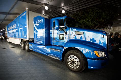 Toyota Paccar Team Up On Clean Hydrogen Trucks For Polluted La Ports