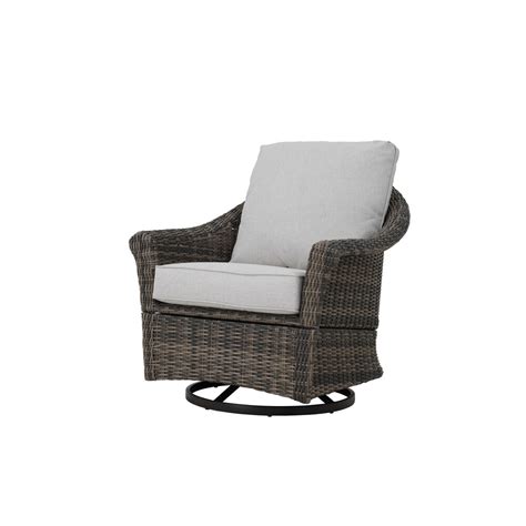 Hampton Bay Chasewood All Weather Wicker Patio Swivel Lounge Chair With