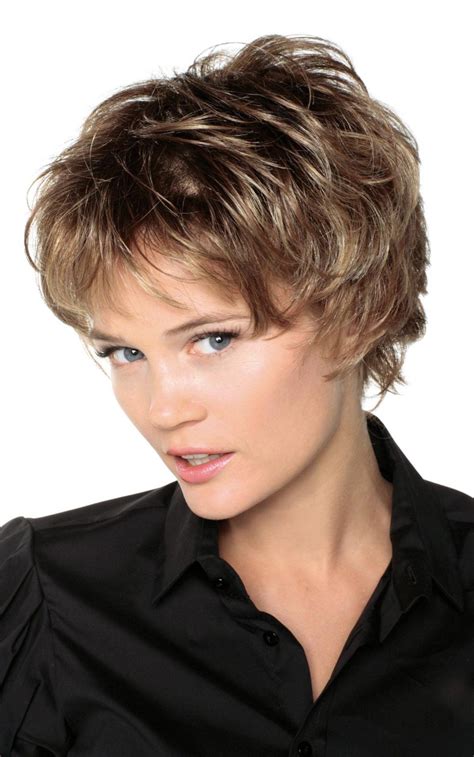 Collection : 20 plus belles exemples coiffure courte long sur le dessus