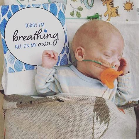 The Story Behind These Milestone Cards For Preemies Will Bring You To