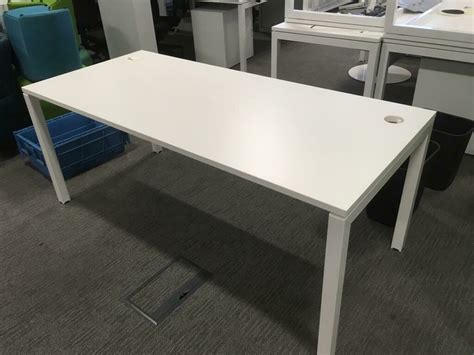 Mm Single White Desks