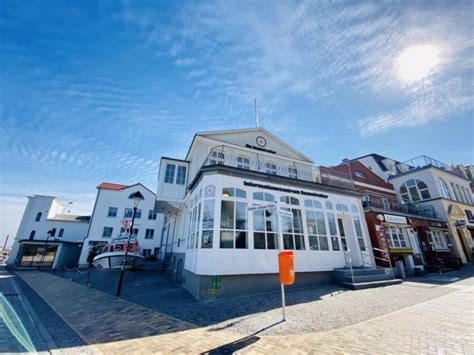 Haus undine ⭐ , германия, strandstraße, 15: Ferienhäuser & Ferienwohnungen in Warnemünde | Ostseeklar ...