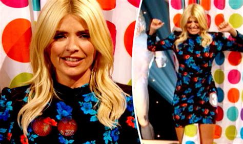 Holly Willoughby Uses Bare Bum Cheeks To Rip Down Shower Curtain In X Rated Video Tv And Radio