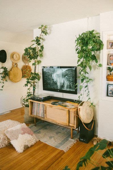 53 Adorable Tv Wall Decor Ideas Roundecor Small Apartment