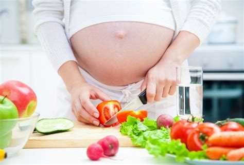 Claves Para Comer Sano Durante El Embarazo Bebe Y Mujer Consejos Y