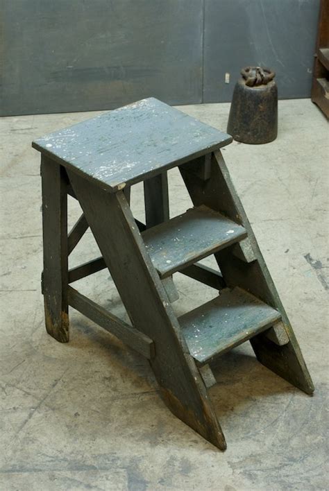 All ladder bookcases can be shipped to you at home. Primitive Farm Step Ladder Low Shelf : Factory 20