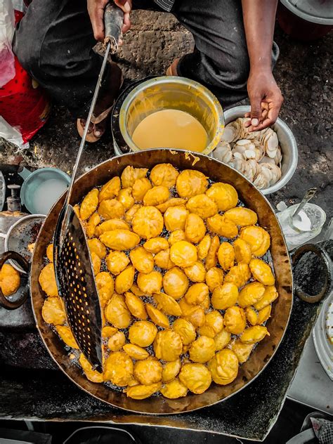 Top Six Most Loved Mumbai Food