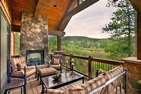 Love The Outdoor Fireplace On The Balcony Mountain Homes Home