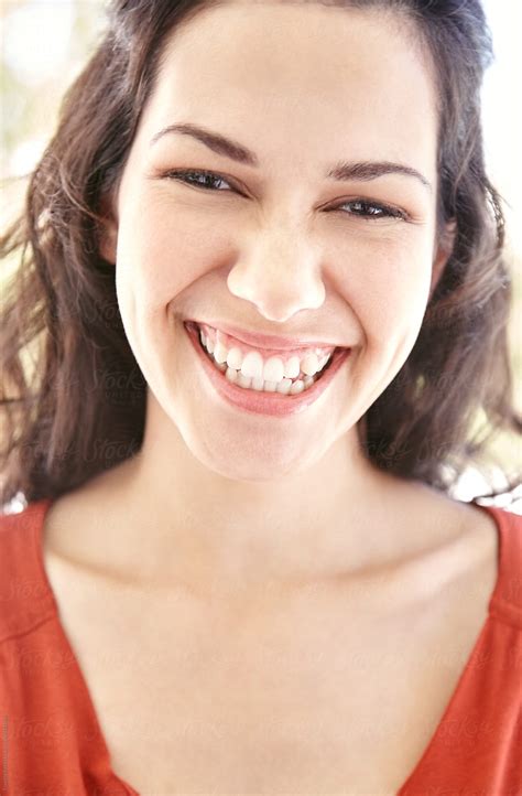 Close Up Portrait Of Beautiful Woman Laughing Del Colaborador De Stocksy Trinette Reed Stocksy