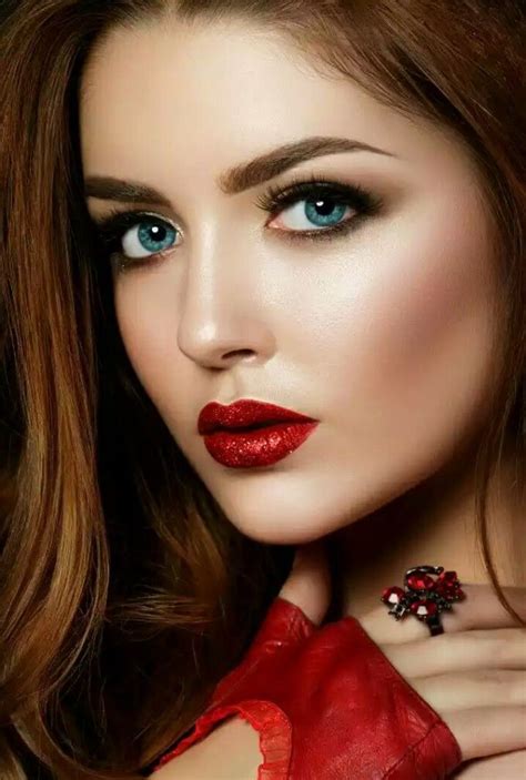 Pin By Raj Singh On Face And Eye And Lips Beautiful Eyes Perfect Red Lipstick Beautiful Lips