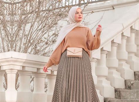 Mix And Match How To Coordinate Hijabs With Outfits Fashion Around