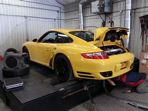 Porsche 997 Turbo Does Big Things On A Dyno By Vr Tuned