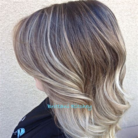 Hair colors platinum highlights silver ombre short hair. Cool platinum blonde natural ombré | Blondes | Pinterest ...