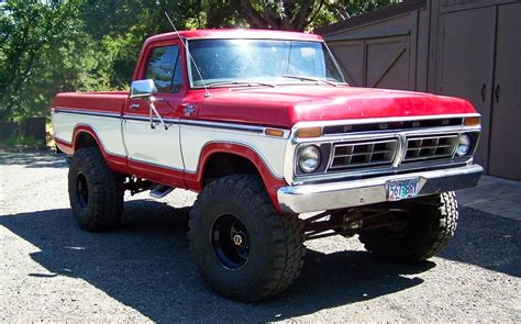 1977 Ford F150 4x4 Short Bed