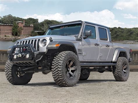 Mopar 2 Lift Kit With Fox Shocks For 20 Up Jeep Gladiator Jt Fortec4x4