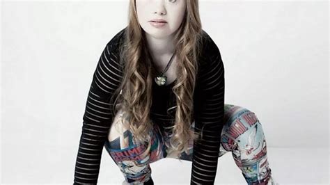 Madeline Stuart Meet The Inspiring Model With Down S Syndrome Changing