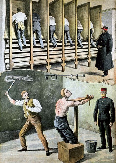 Women Prisonner Whipped