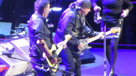 bruce springsteen and the e street band you can look but you better not touch msg 1 27