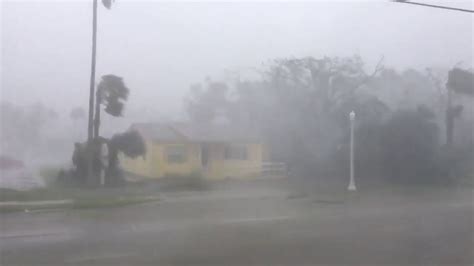 Hurricane Irma runs through Fort Myers for over an hour - YouTube