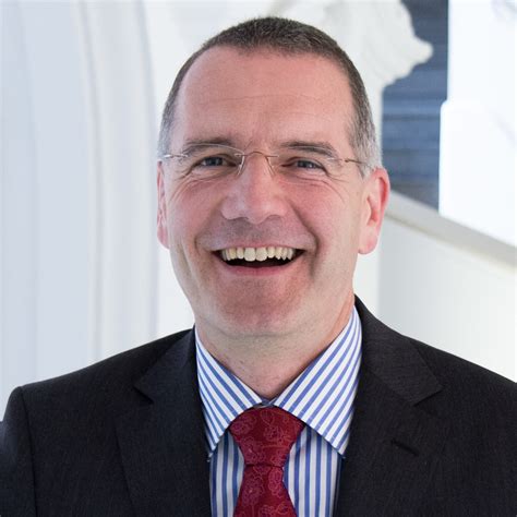 Kundenzufriedenheit hat für uns oberste priorität. Wolfgang Steiger - Vice President/ Leiter ...