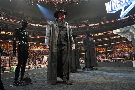 The Undertaker Gets Inducted Into The WWE Hall Of Fame In Pictures
