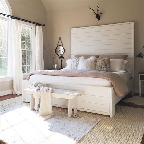 The Beauty Of An Edgecomb Gray Bedroom Artourney