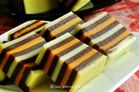 Mudah nak buat resepi kuih lapis sedap enak dan mudah berikut kesempurnaan dan kesabaran diperlukan jika nak buat dan sudah tentu di sini telah diwarisi secara. KUIH LAPIS GARDENIA - Singgahsana Kitchen
