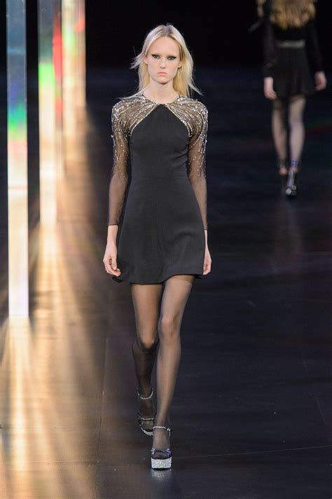 Coleção Saint Laurent Paris Verão 2015 Rtw Thumbs Desfiles