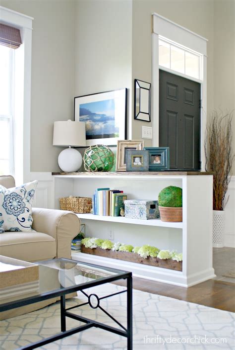 Explore the 7 b's of building bookcases plus free bookcase plans. No Spend Month 2016! from Thrifty Decor Chick