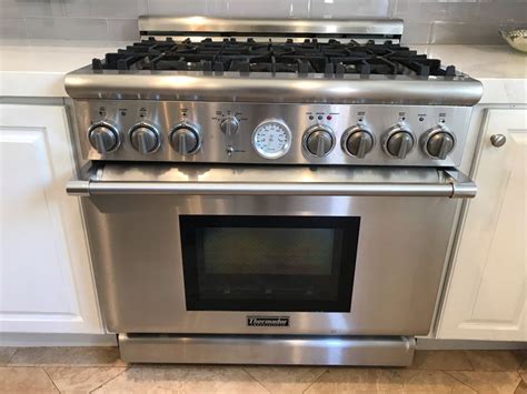 Thermador Professional 36 Freestanding 6 Burner Gas Range Stainless Steel Retailed Over 7 000