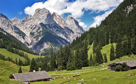 Das berchtesgadener land is a district in bayern (bavaria), southern germany, bounded by traunstein and austria. Berchtesgadener Land een geliefde streek - vakantieroute
