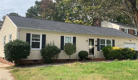 Commercial real estate agent search. Houses for Sale in Beechwood, Newport News, Virginia ...