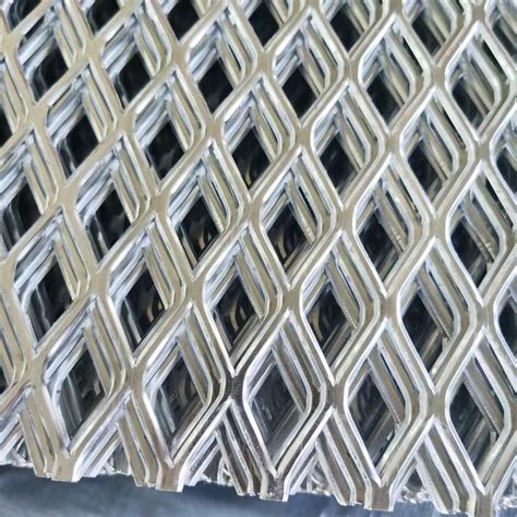 Triple Diamond Aluminum Sliver Mesh Sheet Color Coated Embossed