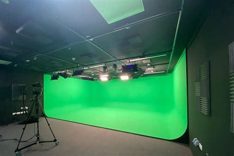 Green Screen Studio Hire For Video Productions In Leicester