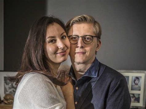 Dat zei ze in terzake. Erika Vlieghe Getrouwd : Winnie Uit Blind Getrouwd ...