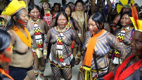 Brazils Indigenous Women Protest Against Bolsonaro Policies American Indian Culture Native
