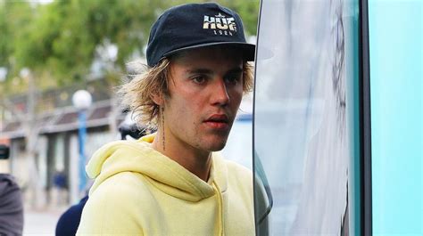 Bieber was signed to rbmg records in 2008. Justin Bieber zeigt Zivilcourage: Sänger rettet Frau vor ...